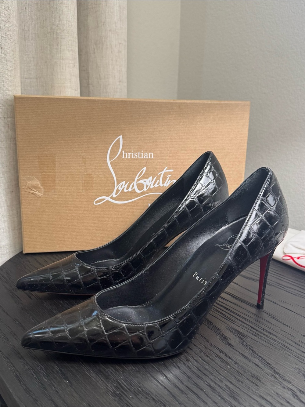 Christian Louboutin Kate 85 Pumps Croc-Embossed Black 40